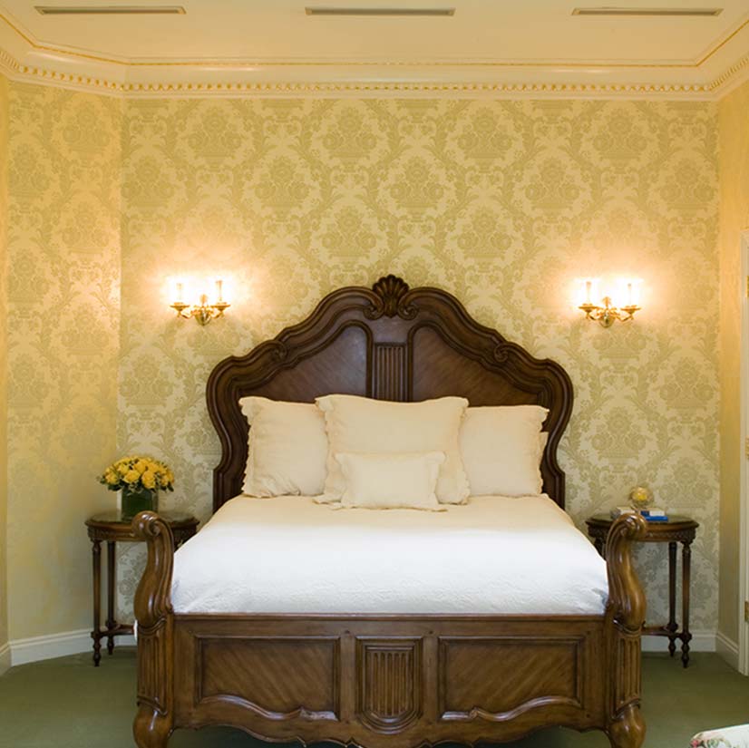 Oheka Castle guest room